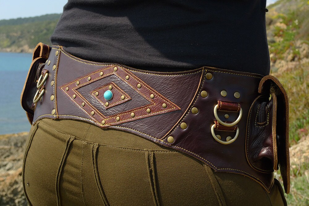 Handmade Unisex Leather Hip Belt – FairyLand_wear