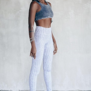 Crop top bralette met veters | Stonewashed biologisch katoen | Yogafestival-sporttop voor dames afbeelding 5