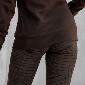 Leggings imprimés Pantalon de yoga en coton biologique Vêtements pour brûleurs alternatifs Collants avant-gardistes Steampunk Festival Vêtements de sport OFFRANDES image 10