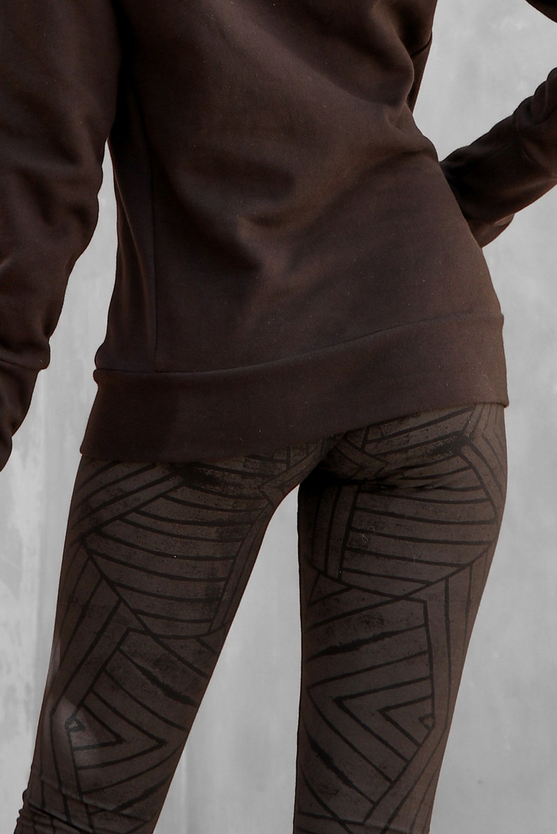 Leggings imprimés Pantalon de yoga en coton biologique Vêtements pour brûleurs alternatifs Collants avant-gardistes Steampunk Festival Vêtements de sport OFFRANDES image 10