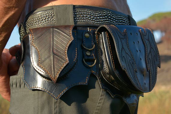 Ceinture de voyage homme sale