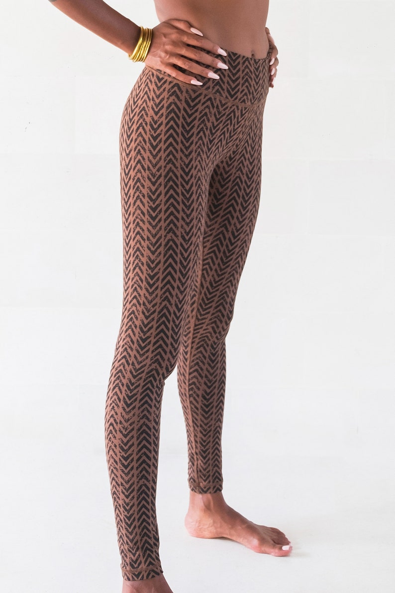 Leggings imprimés en coton biologique Pantalon marron taille haute Vêtements de sport Vêtements de festival Bohème OFFRANDES image 5