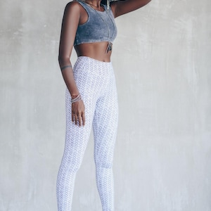 Crop top bralette met veters | Stonewashed biologisch katoen | Yogafestival-sporttop voor dames afbeelding 4