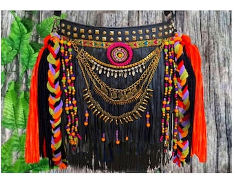 Bolso bandolera con flecos: bolso bohemio para festivales con adornos