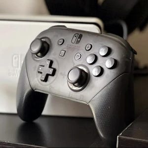 Supporto invisibile per controller Nintendo Switch Pro, accessori per giochi, organizer da scrivania, supporti per giochi, supporto per controller per giocatori, supporto da scrivania