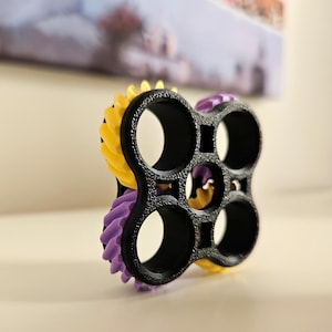 Ruedas Fidget Quad Gear: ¡Alivia el estrés con un giro! Regalo creativo, divertido y funcional. Retroalimentación táctil. Juguete relajante. Alivio del estrés portátil.