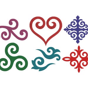 Può includere: Una collezione di sei disegni ornamentali stilizzati e colorati. I disegni includono un cuore, un vortice, un triskel, una forma a diamante e altre due forme astratte, in tonalità di rosso, viola, verde, blu e verde acqua.