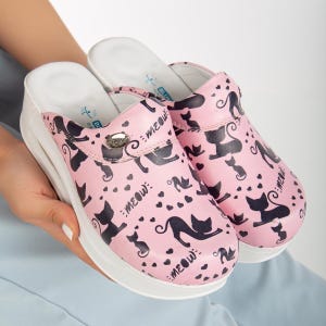 2025 Summer Women&#39;s Orthopedic Nurse Clogs Comfortable Non-Slip Ideal for Hospital Doctor Slipper