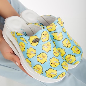 2025 Summer Women&#39;s Orthopedic Nurse Clogs Comfortable Non-Slip Ideal for Hospital Doctor Slipper