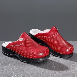 2025 Summer Women&#39;s Orthopedic Nurse Clogs Comfortable Non-Slip Ideal for Hospital Doctor Slipper