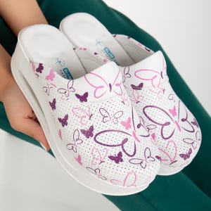 2025 Summer Women&#39;s Orthopedic Nurse Clogs Comfortable Non-Slip Ideal for Hospital Doctor Slipper