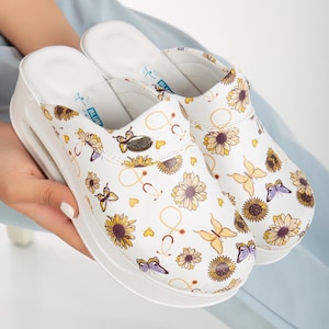 2025 Summer Women&#39;s Orthopedic Nurse Clogs Comfortable Non-Slip Ideal for Hospital Doctor Slipper