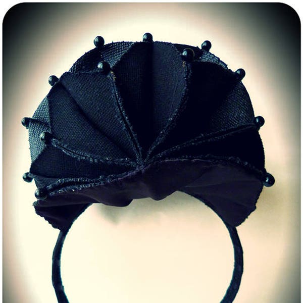 Female Black Fridda Statement Headpiece / Halloween Headpiece/ High Fashion Headpiece/ Burlesque Headpiece/ Valentines Headpiece