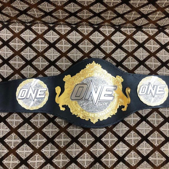 ONEチャンピオンシップレプリカタイトルベルト、真鍮＆レザー - Etsy 日本