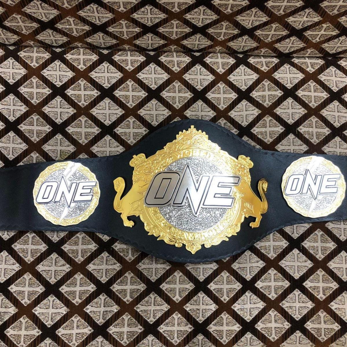 ONEチャンピオンシップレプリカタイトルベルト、真鍮＆レザー - Etsy 日本