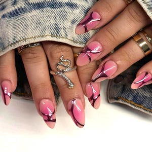 Trendy Pink Chrome Press On Nails, Almond Freestyle Nail Art Design, Shiny Handmade Fake Nails, Summer Glam Nails, Acrylic Summer Nails Gift