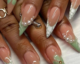 Elegant Pearl Stiletto Press On Nails: Handmade Marble Nail Art