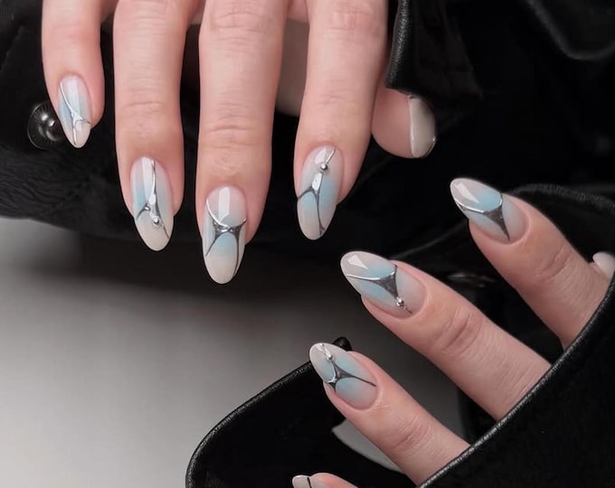 Edgy Y2K Blue Aura Press On Nails, Almond 3D Silver Fake Nails, Chrome Art Handmade Nails, Cyberpunk Aesthetic Glue On Nails, Gothic Nails