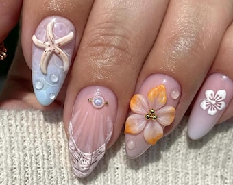 Mermaid Press On Nails: Starfish Almond-Shape Summer Set