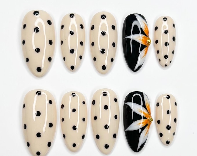 Hand-Painted Cream Yellow Floral Press On Nails, Black Polka Dot Summer Vacation Set
