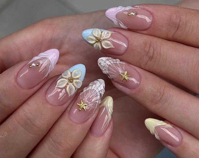 Starfish Shell Floral Press On Nails Medium Almond | Handmade 3D Beach Flower Fake Set | Coastal Bridal Wedding | Gift for Her Nail