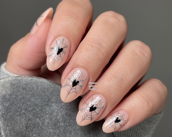 Spiderweb Heart Press On Nails, Halloween Short Nails, Silver Web Design, Nude Almond Glue On Nails, Gothic Style, Spooky Season Gift