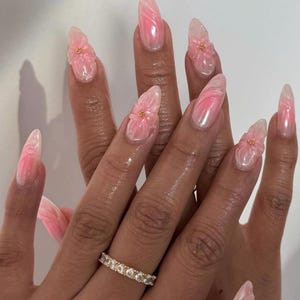 Unhas postiças florais 3D com efeito ombré rosa perolado – Nail Art de verão em geleia feita à mão | Pontas postiças românticas e suaves, conjunto elegante e reutilizável para presente de Natal