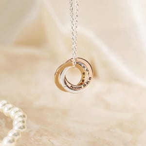 Custom Multi Linked Circle Necklace, Personalized Interlocking Circle Necklace, Family Name Necklace, Name Jewelry, Birthday Gift for Her