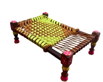 Charpai miniatura hecho a mano, Manji tejido colorido, decoración del sur de Asia