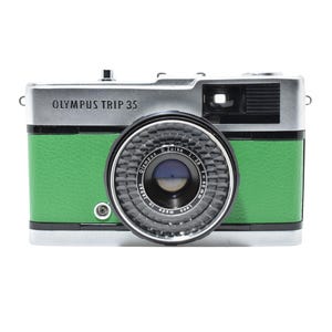 Cámara de película Olympus Trip 35 Vintage de 35 mm / Verde brillante / Restaurada y probada 1428071