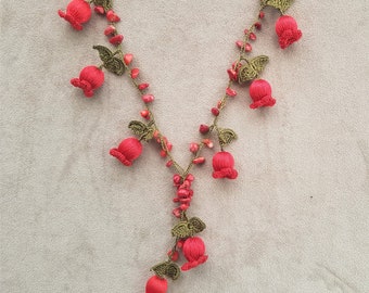 red crochet flower necklace