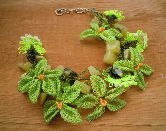 Bracelet With Needle Lace Flowers and Beads, Green Lime, Flower