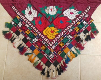 vintage embroidery, afgan uzbek saye gosha, triangular cross stitched textile with tassels