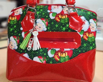 Ready to Ship! Vintage Christmas, Santa & Mrs. Claus, Domed Handbag, Shoulder Bag, Custom Handbag, Purse, SewAdrienneY