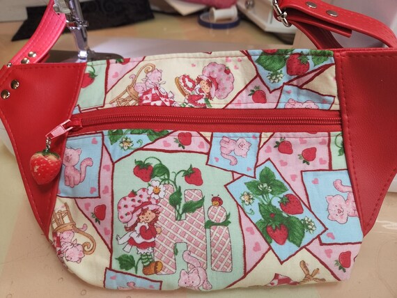 Strawberry fanny pack Clearance