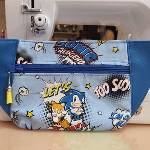 Sonic the Hedgehog, Gamer, 80's, Cartoon, Fanny Pack, Bum Bag, Hip Pack, Crossbody, Custom Handmade, Gift, Christmas Gift, SewAdrienneY