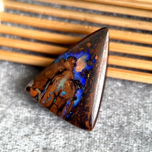 22ct Australian Polished Boulder Opal Loose Stone, Multi-Flash Stone For Jewelry Making