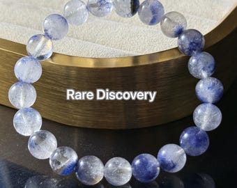 Blue Dumortierite in Quartz Bracelet: Collector&#39;s Grade, 9mm