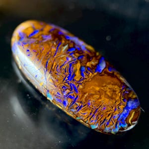 Australian boulder opal,Boulder opal cabochon,boulder opal jewelry,koroit boulder opal,boulder opal pendant,boulder opal ring