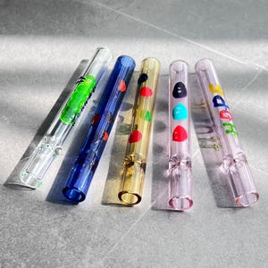 4" Glass Multi Hitter Pipes, Letras de nome personalizadas desenhadas à mão
