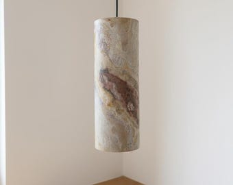 Lámpara colgante de alabastro hecha a mano: Iluminación de piedra estilo Japandi