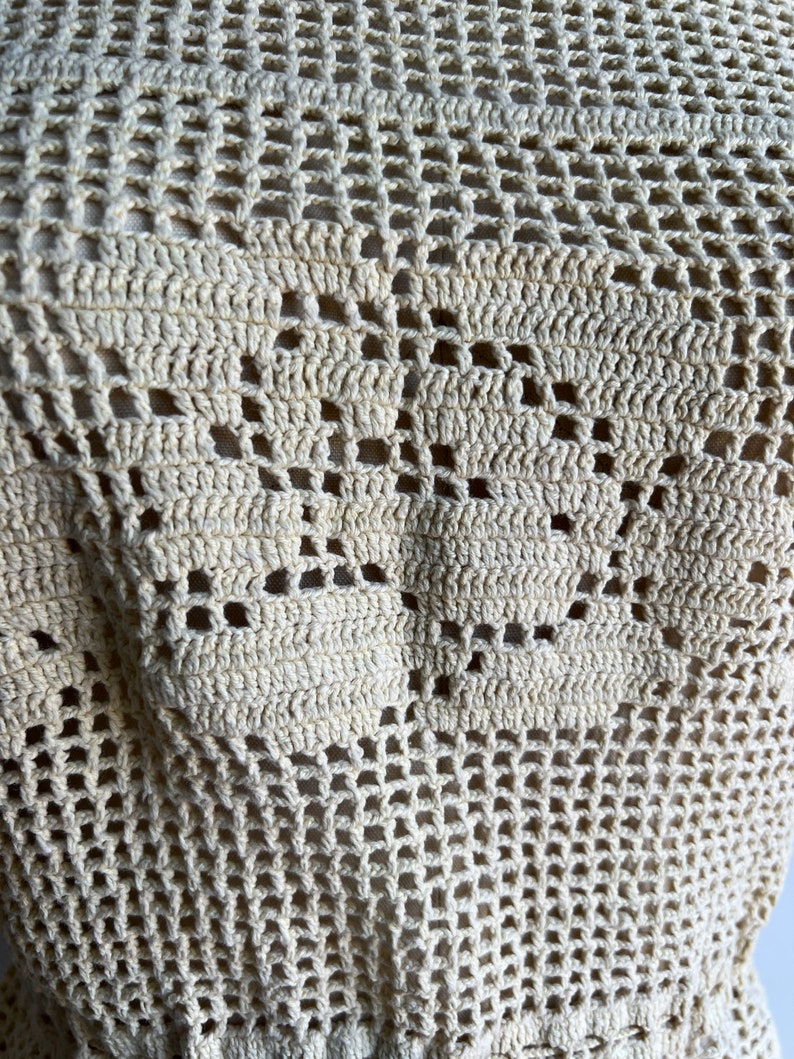 1970s cream handmade crochet top // 70s boho hippie folk // xs small image 8