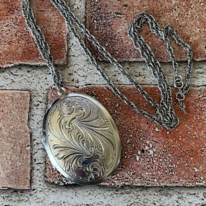 Vintage Trifari Silver locket - Art Deco Style Locket - Embossed Oval Locket Pendant - Romantic - 1960&#39;s Jewelry - Vintage Bride - Mom Gift