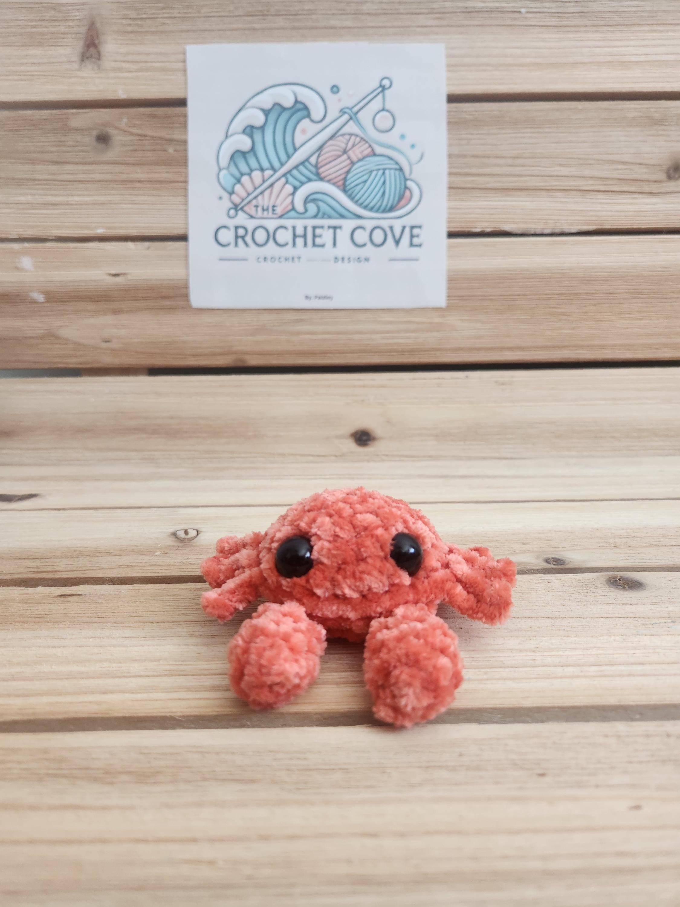 cute small crochet crab.