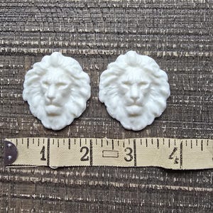Resin Furniture Applique Vintage Shabby Chic Lion Head Molds Set of 2 Shabby Chic Furniture Appliques