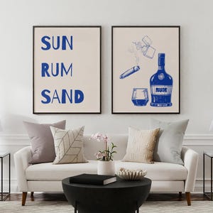 Zestaw 2 Vintage Rum & Cigar Digital Wall Art – Retro Bar Poster, Printable Blue Coastal Poster, Minimalist Typography Art, Instant Download