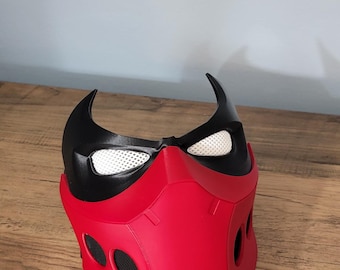 Red Hood inspirierte Maske - 3D gedruckter roher Cosplay Helm