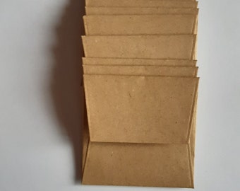 100 mini sobres marrones - sobres marrones reciclados - mini sobres kraft reciclados - pequeños sobres kraft - 6,4 cm x 6,3 cm / 2,52" x 2,48"