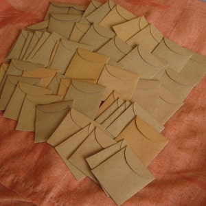 100 Mini Brown Envelopes Seed Packets Confetti Packets Mini Envelope Favors Kraft Envelope Favors 4.9cm x 5.2cm / 1 7/8 x 2 image 3