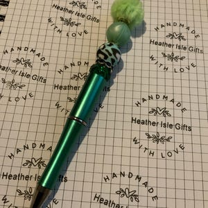 Stylo perlé vert foncé